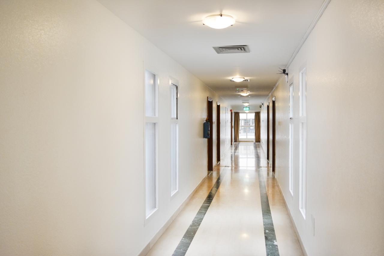 Galaxy Plaza Hotel Дубай Екстер'єр фото